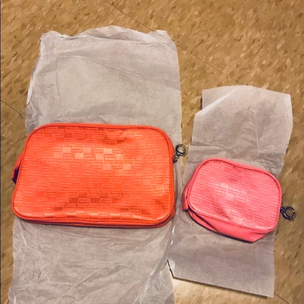 Estée Lauder Cosmetic Bag, set of 2 New in packaging